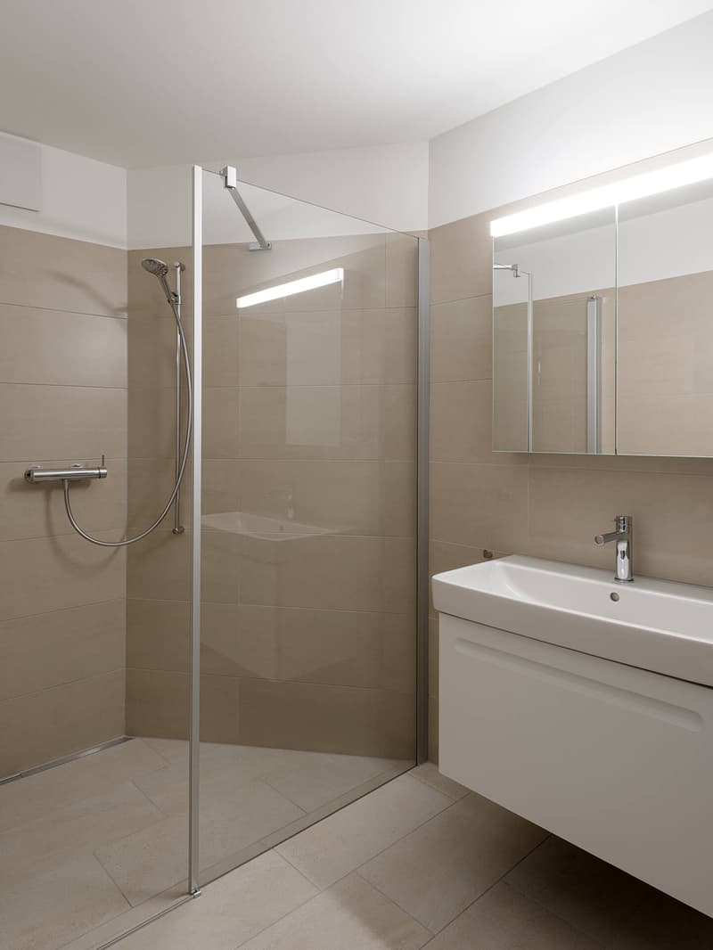 Moderne 2.5-Zimmer-Wohnung mit Balkon in Winterthur (4)