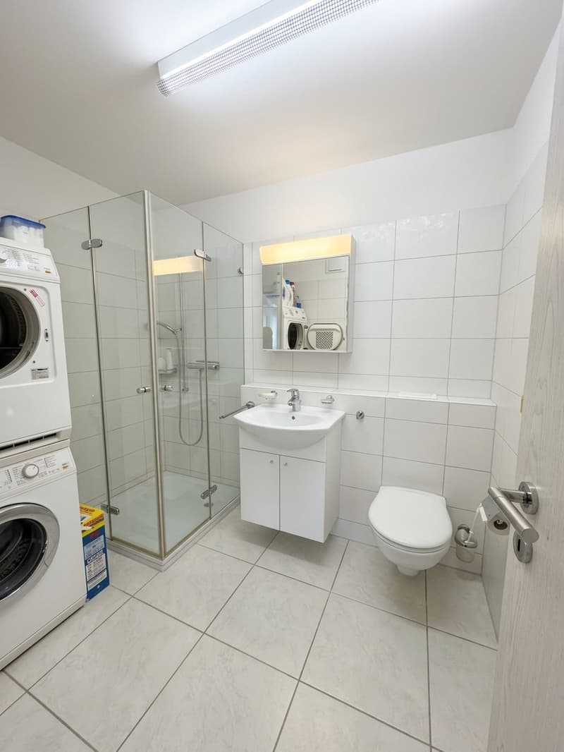 Wohnen auf 136 m²: Lichtdurchflutete 4.5-Zimmerwohnung mit riesiger Küche (14)