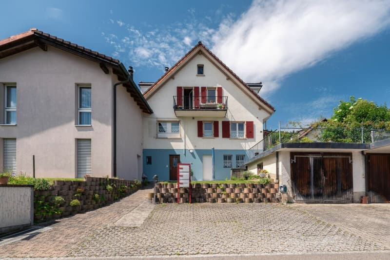 Wohnen mit Weitsicht - Grosszügiges Familienhaus mit Einliegerwohnungen in Belp (6)
