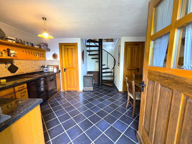 Schönes Chalet inmitten der Natur mit Grundstück und herrlicher Aussicht (11)