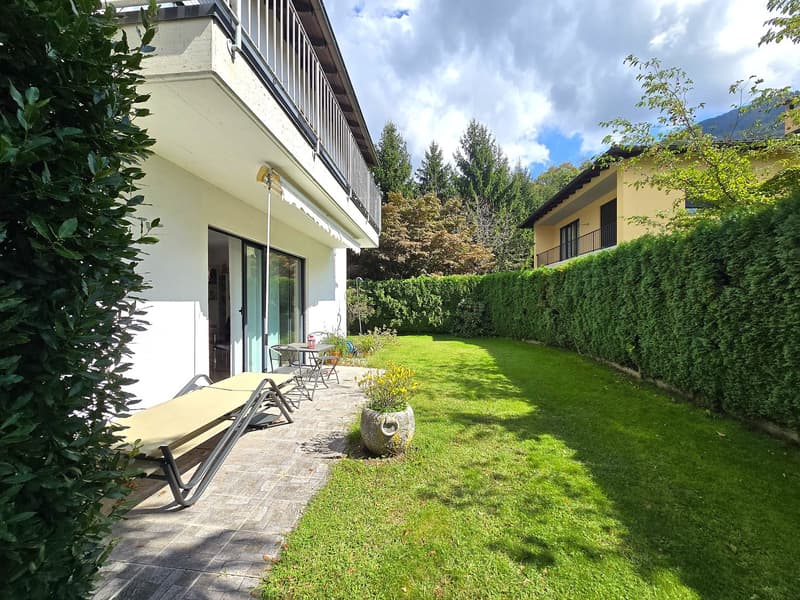 Villa unifamiliare in una posizione verde, soleggiata e tranquilla (4)