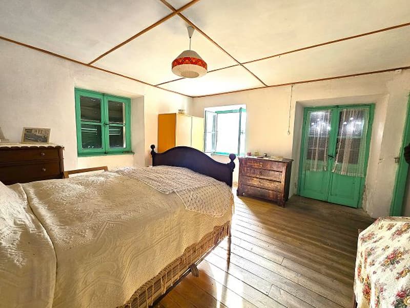 Tessiner Haus zu renovieren mit Grundstück (11)