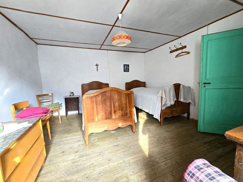 Tessiner Haus zu renovieren mit Grundstück (9)
