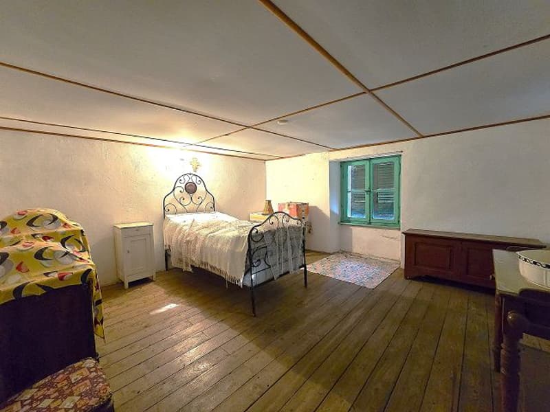 Tessiner Haus zu renovieren mit Grundstück (13)