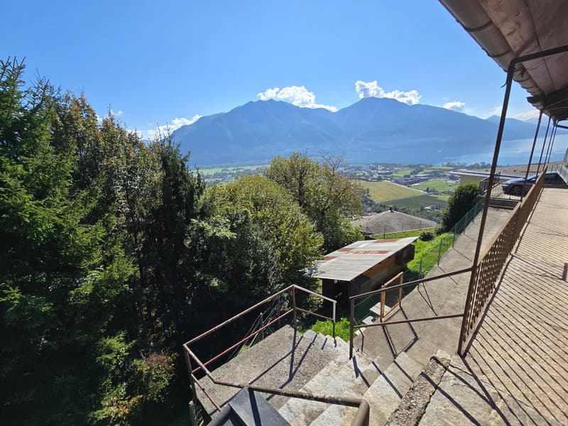 Grande proprietà con splendida vista lago panoramica e terreno edificabile (21)