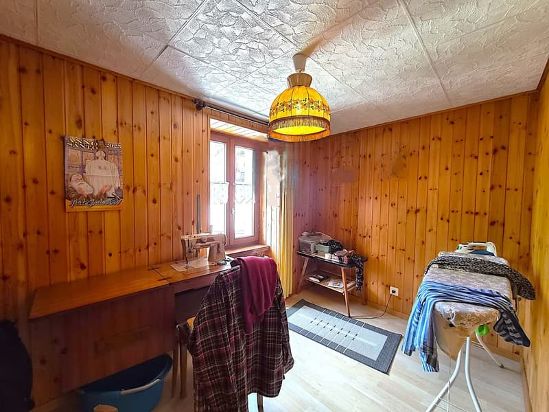 Zweifamilienhaus mit Garten sehr sonnig, mit schöner Panoramablick auch Zweitwohnsitz (11)