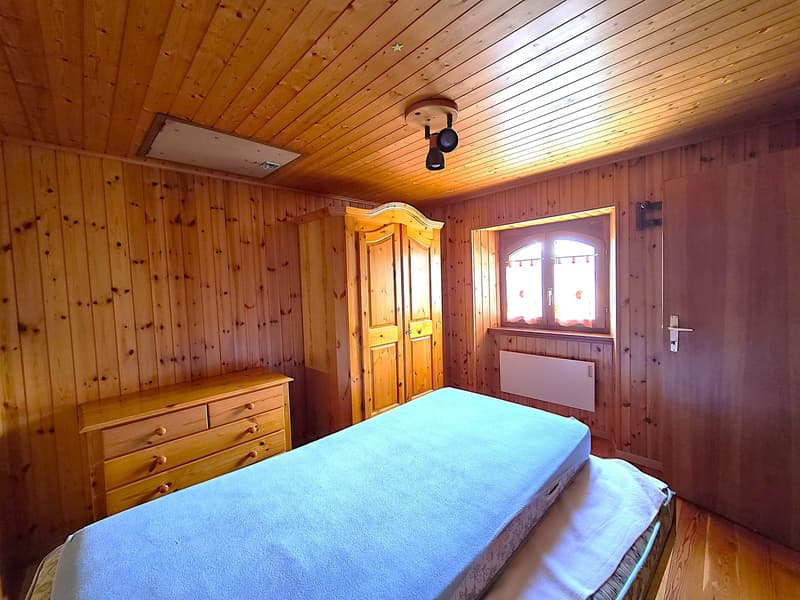 Zweifamilienhaus mit Garten sehr sonnig, mit schöner Panoramablick auch Zweitwohnsitz (16)