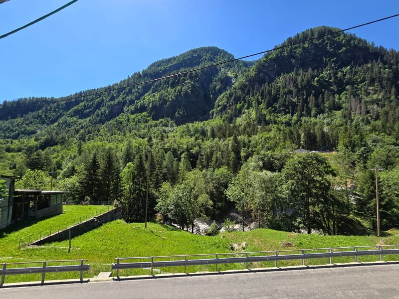 Großes Haus mit Garten, Garage und herrlicher Aussicht (30)