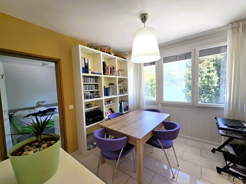 Helle 2,5-Zi. Wohnung mit Seeblick mit Terrasse und Parkplatz (14)