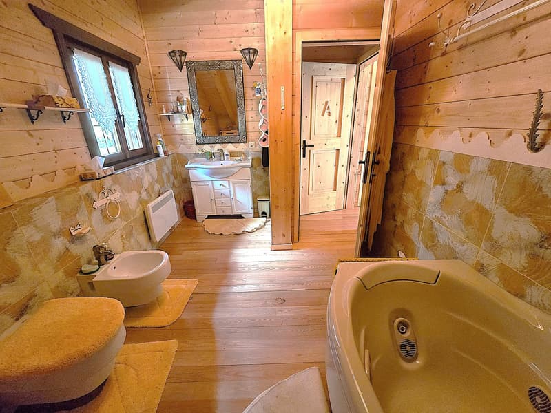 Schönes Doppelchalet mit Grundstück in der Nähe von San Bernardino (33)