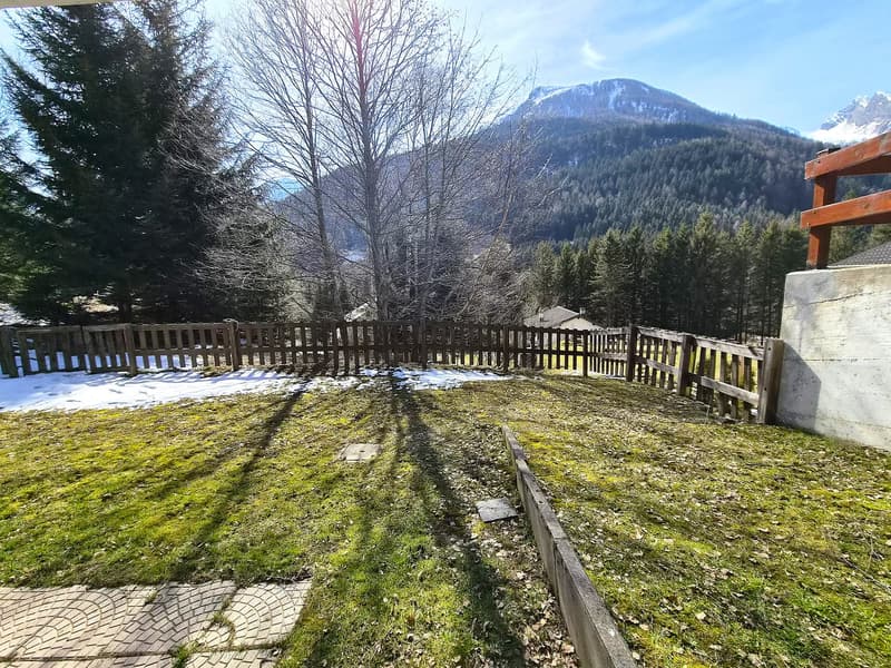 Schönes Doppelchalet mit Grundstück in der Nähe von San Bernardino (46)