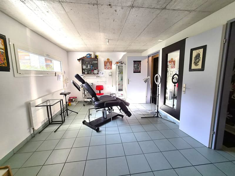 Moderna villa bifamiliare con ampio giardino, anche RENT TO BUY (24)