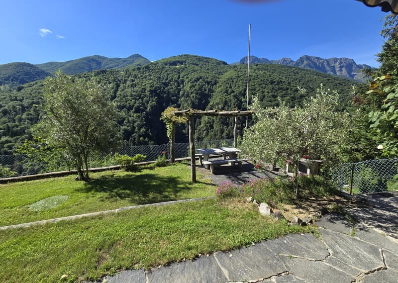Haus inmitten der Natur mit Grundstück mit herrlicher Aussicht (26)