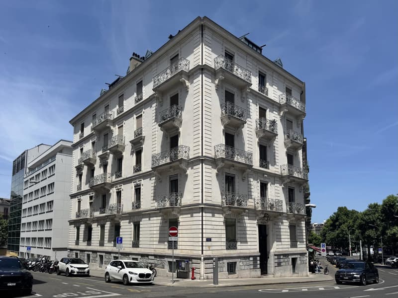 Bureaux 195 m2 (2)