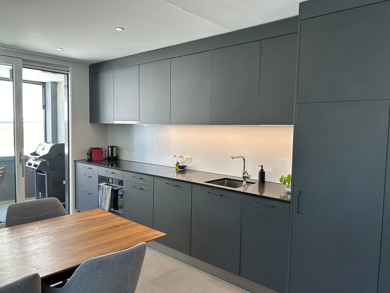 Neuwertige Wohnung mit hochwertigem Ausbau und Loggia (3)