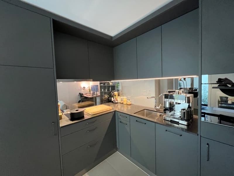 Exklusive 2.5 Zimmer-Wohnung im Seefeld mit Gartensitzplatz (4)