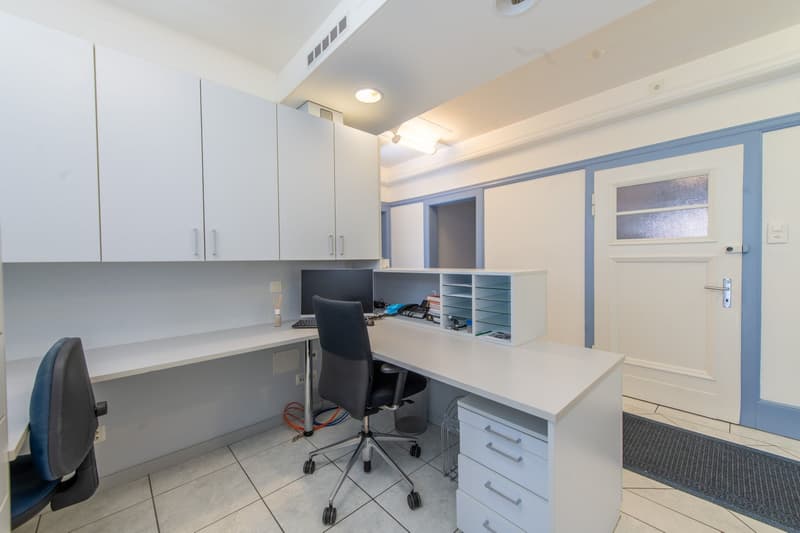 Repräsentative Büro- oder Praxisfläche mit flexiblem Nutzungspotenzial (3)