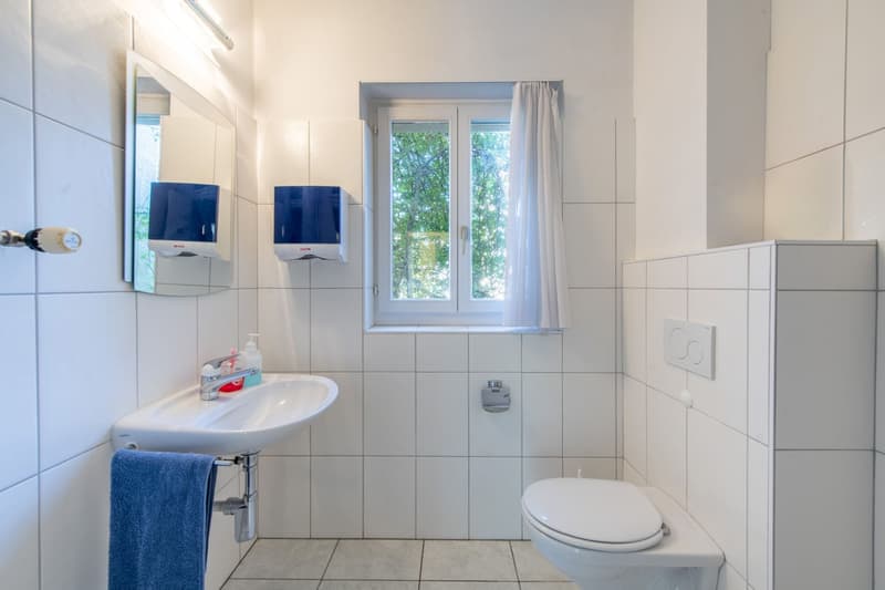 Repräsentative Büro- oder Praxisfläche mit flexiblem Nutzungspotenzial (12)