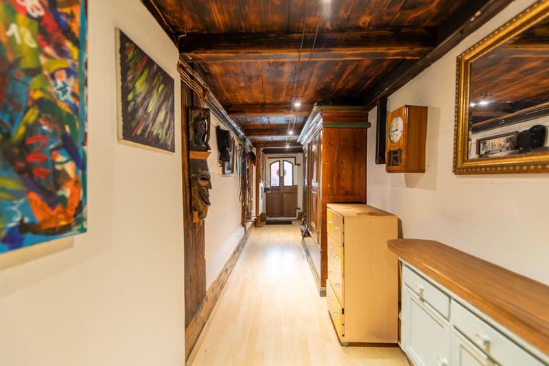 Charmantes Bauernhaus am Bach mit Baulandkaufoption (5)