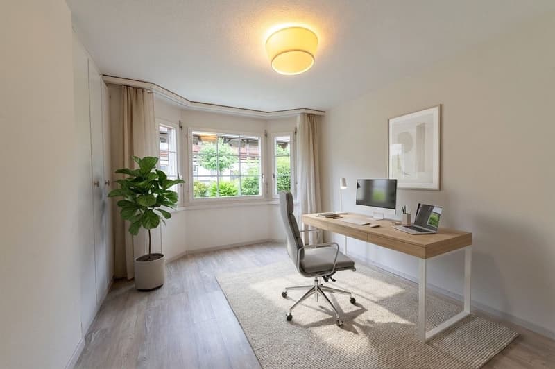 Attraktive Hochparterre-Wohnung mit Cheminée und viel Stauraum (11)