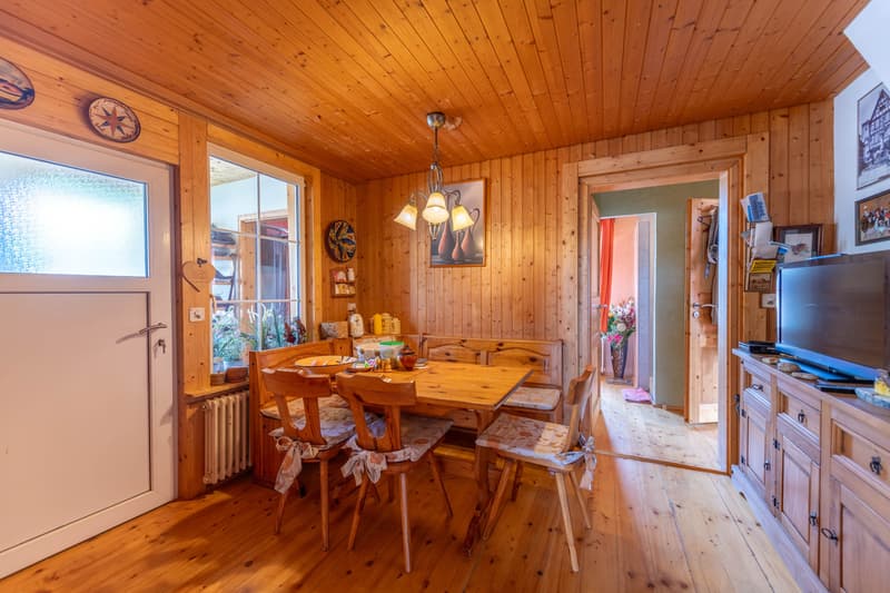Zentrale Lage - Mehrfamilienhaus mit 4 Wohneinheiten (4)
