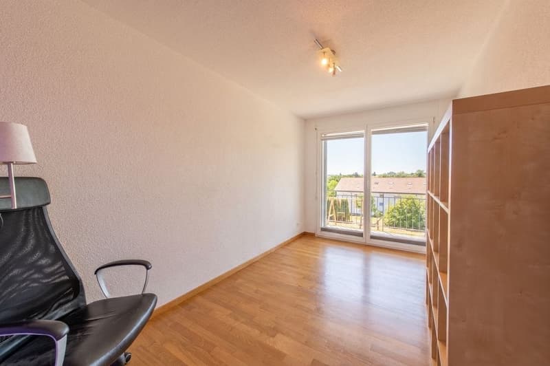 Licht, Garten und Wohnkomfort - 5.5-Zimmer-Doppelhaushälfte mit Umschwung (13)