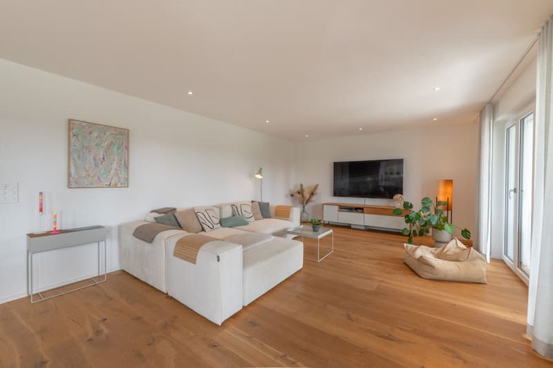 Moderne, lichtdurchflutete Gartenwohnung mit Terrasse & privatem Grünparadies (9)