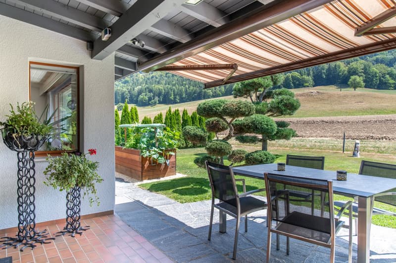 Wohnen mit Potenzial: Exklusives Zuhause mit Vielzweck-Anbau in traumhafter Lage (11)