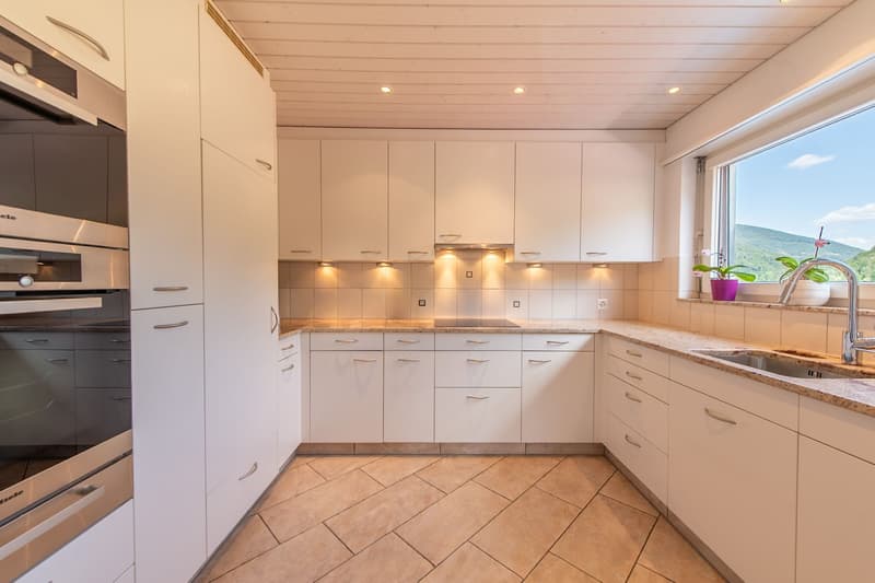 Wohnen mit Potenzial: Exklusives Zuhause mit Vielzweck-Anbau in traumhafter Lage (5)