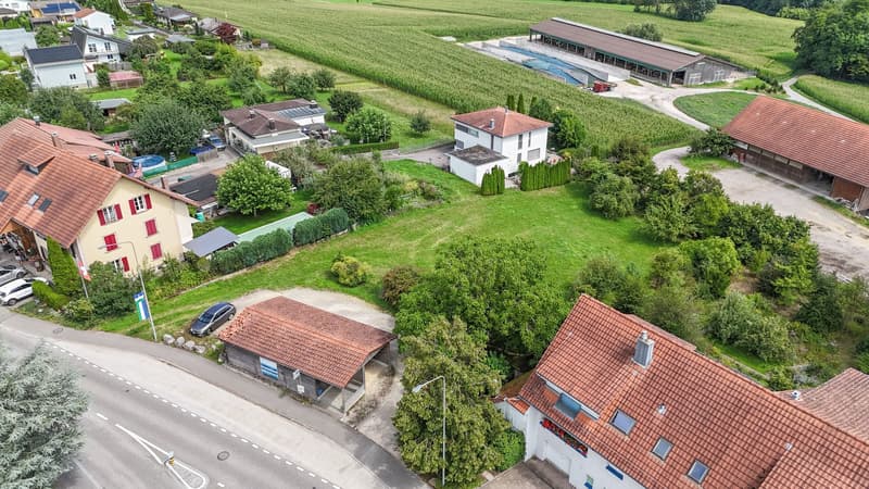 Bauland mit Projektmöglichkeit (1'274 m²) (4)