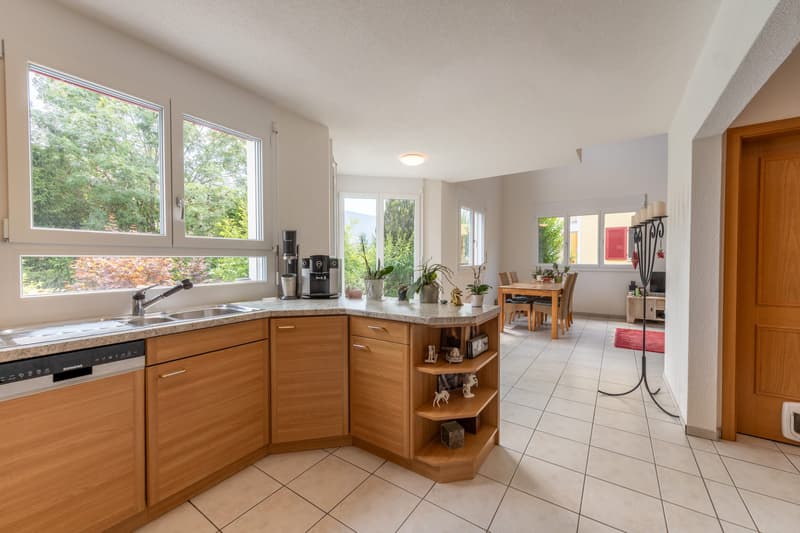 Wohnkomfort trifft Weitblick - grosszügiges Zuhause an ruhiger Lage (3)