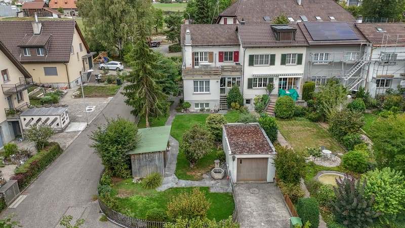 Stadtnah wohnen mit viel Freiraum - Reiheneckhaus mit 460 m² Grundstück (1)