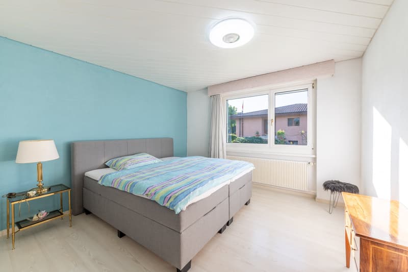 Ein Zuhause zum Geniessen - 5-Zimmer Einfamilienhaus mit Wintergarten & viel Grünfläche (8)