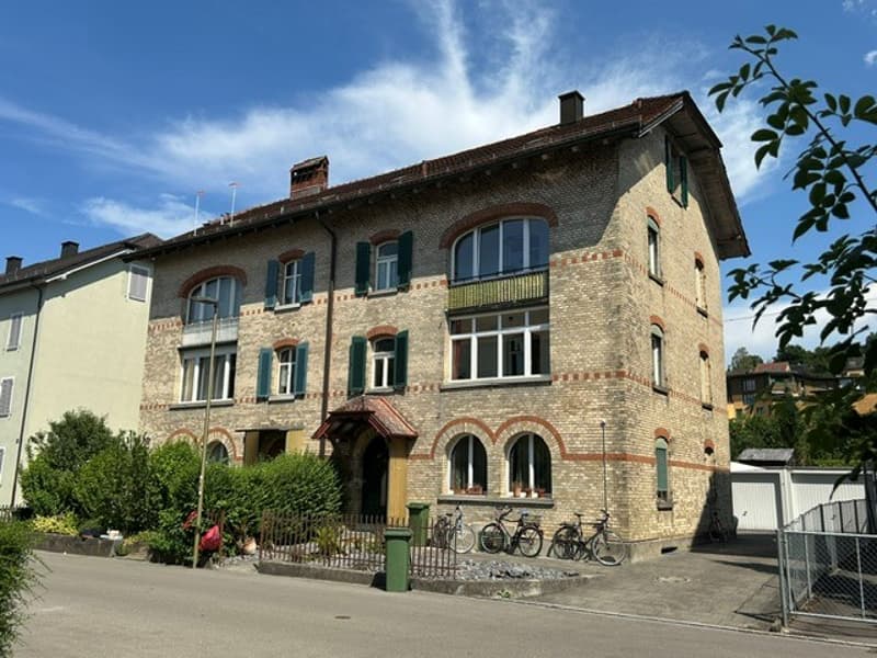 Charmantes Mehrfamilienhaus mit 3 Wohneinheiten und Ausbaupotential (2)