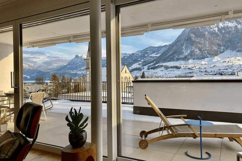 5.5-Zi. Attika mit 112 m² Süd-Terrasse in Ennetbürgen mieten (10)