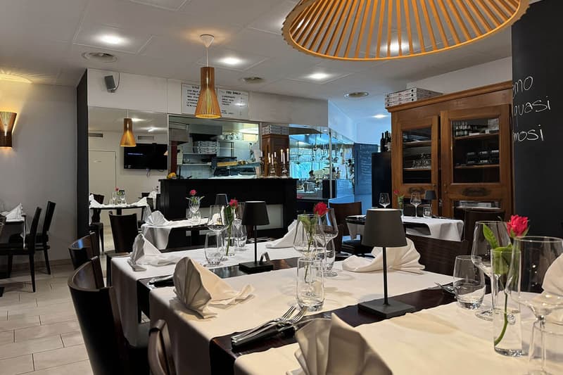 Gastrofläche mit Terrasse in Stans - sichtbare Lage mieten (3)