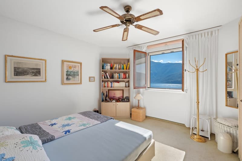 2.5-Zimmer-Attikawohnung mit Panoramasicht in Brissago kaufen (12)