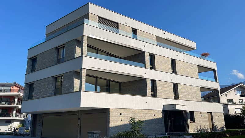 Neuwertig wohnen in Ennetbürgen - moderne 3 1/2-Zimmer-Wohnung mit Balkon (2)