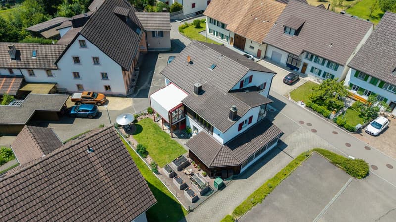 Freistehendes 7-Zimmer Einfamilien- oder Generationenhaus (17)