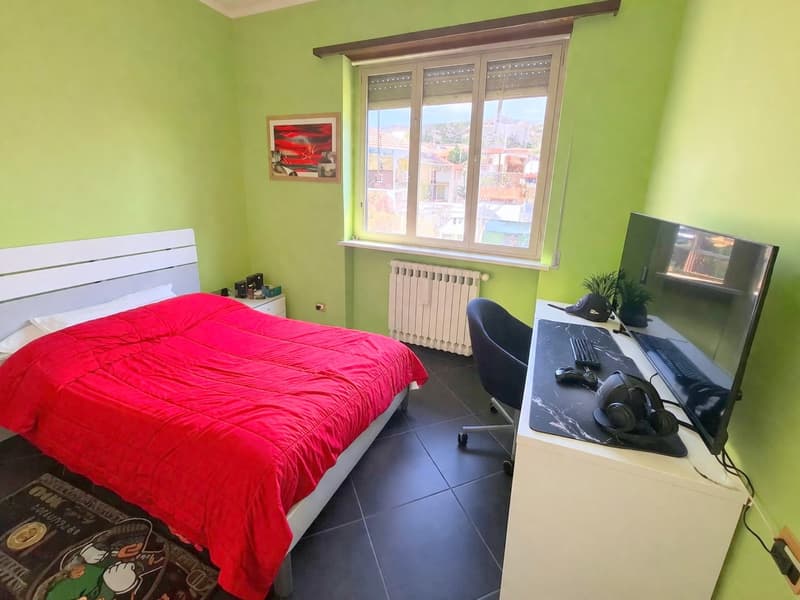 Luminoso Appartamento di 4 Locali con Balcone e Garage a Bizzarone (8)