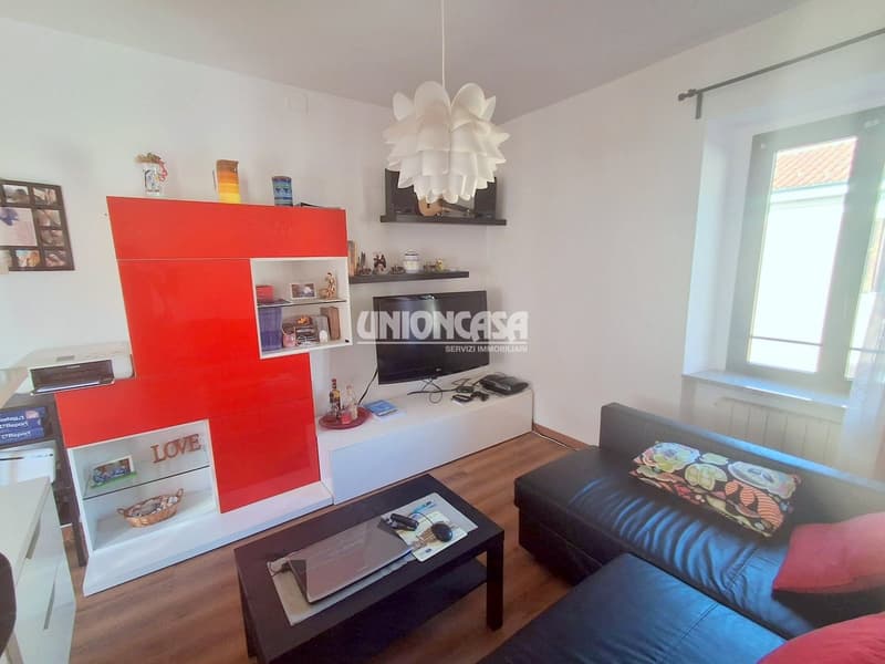 Appartamento con Terrazza in Vendita a Binago – Via Roma 10 (2)