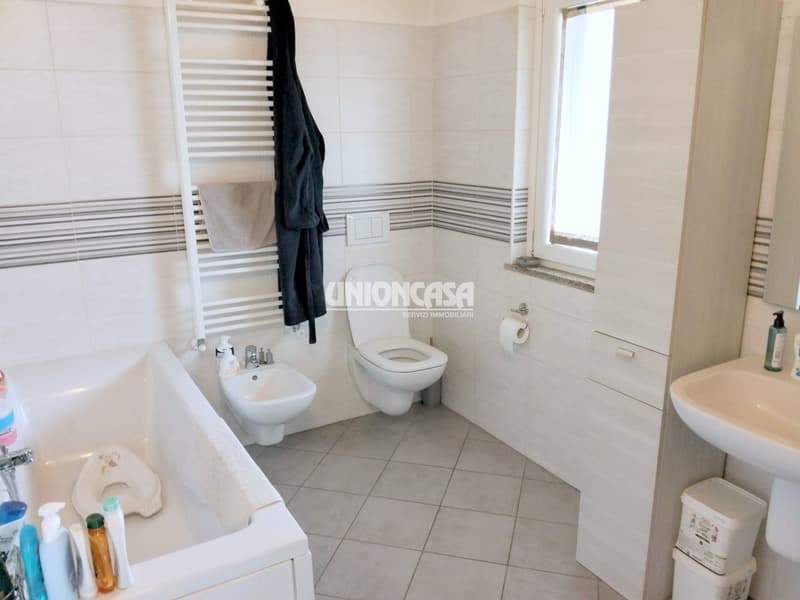 Casa indipendente moderna a Figliaro – 4.5 locali con garage e balcone (24)