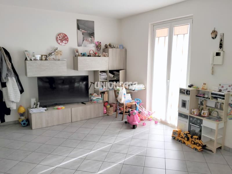 Casa indipendente moderna a Figliaro – 4.5 locali con garage e balcone (10)
