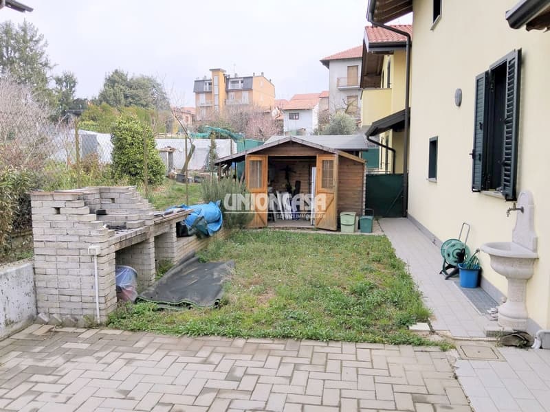 Casa indipendente moderna a Figliaro – 4.5 locali con garage e balcone (6)
