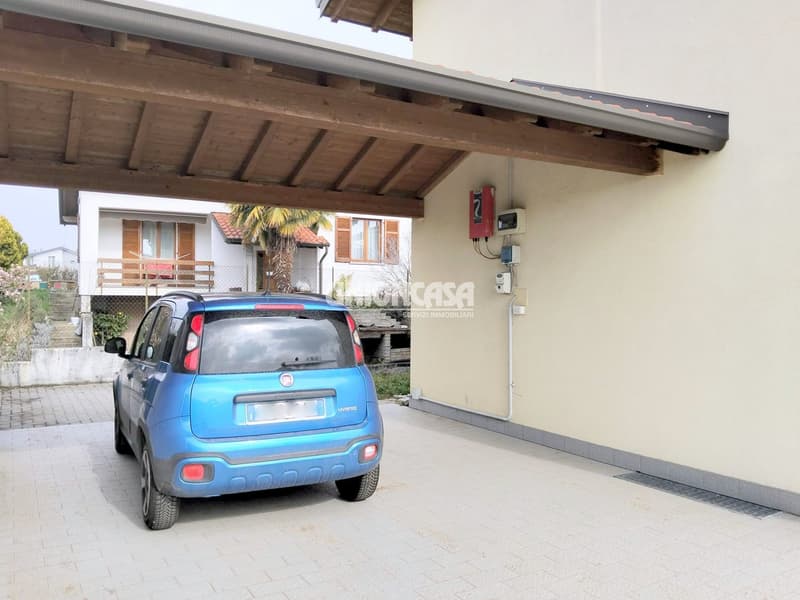 Casa indipendente moderna a Figliaro – 4.5 locali con garage e balcone (40)