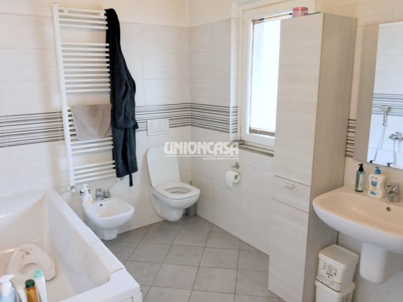 Casa indipendente moderna a Figliaro – 4.5 locali con garage e balcone (23)