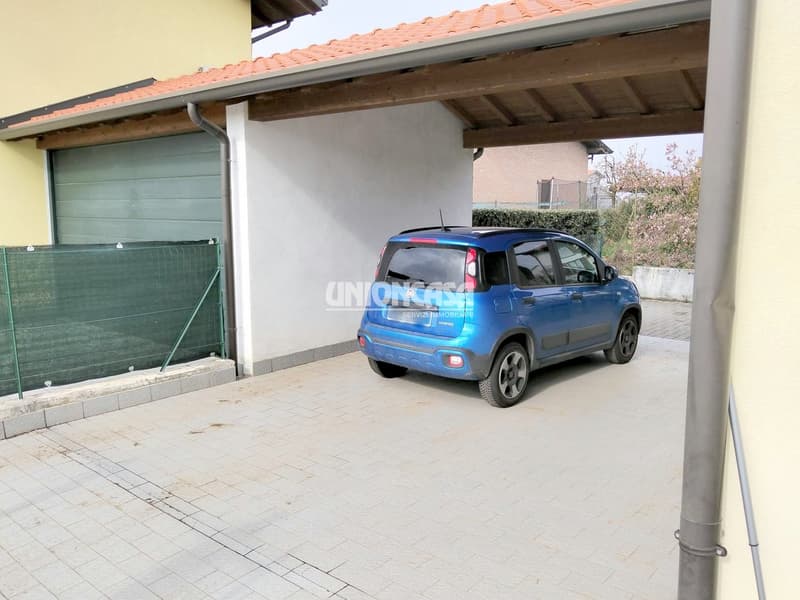 Casa indipendente moderna a Figliaro – 4.5 locali con garage e balcone (41)
