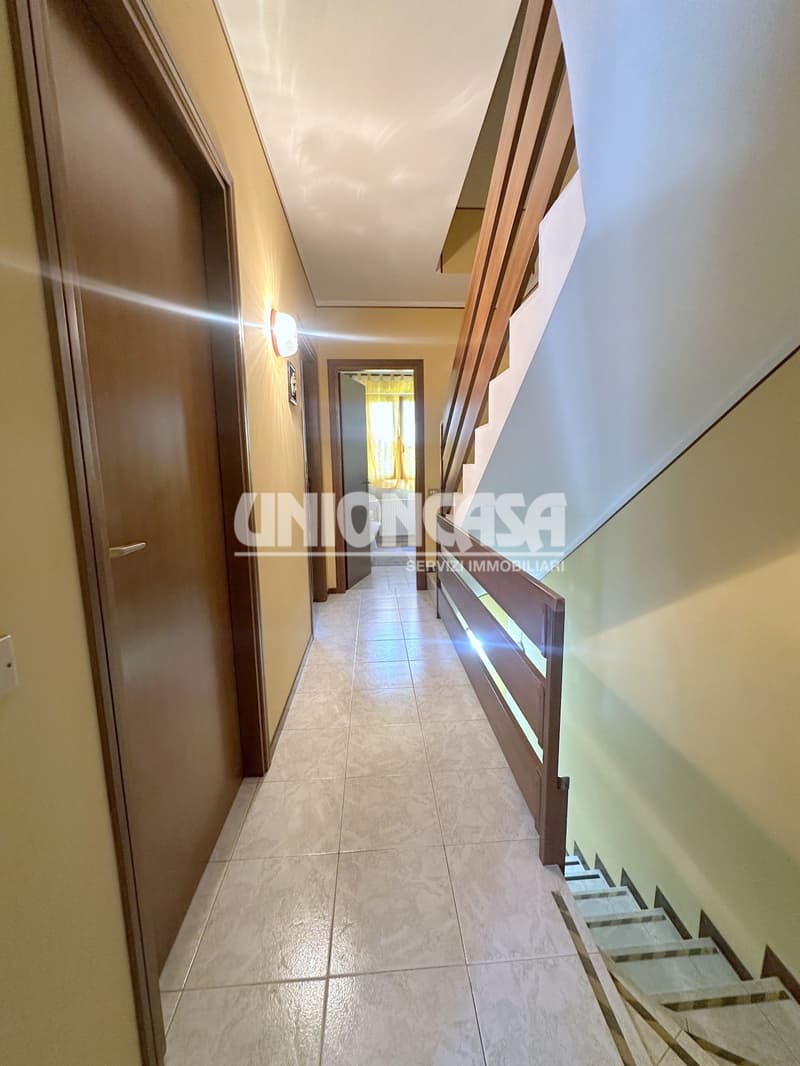 Villetta a schiera in vendita a Bizzarone – 3.5 locali con garage e balcone (15)