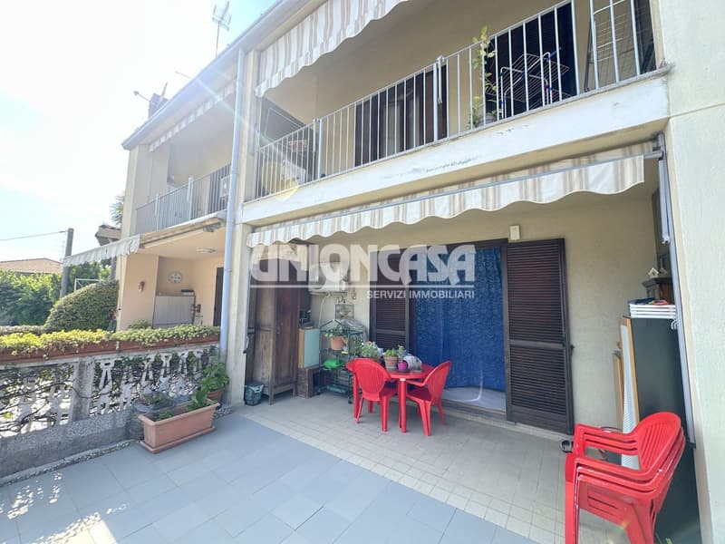 Villetta a schiera in vendita a Bizzarone – 3.5 locali con garage e balcone (5)