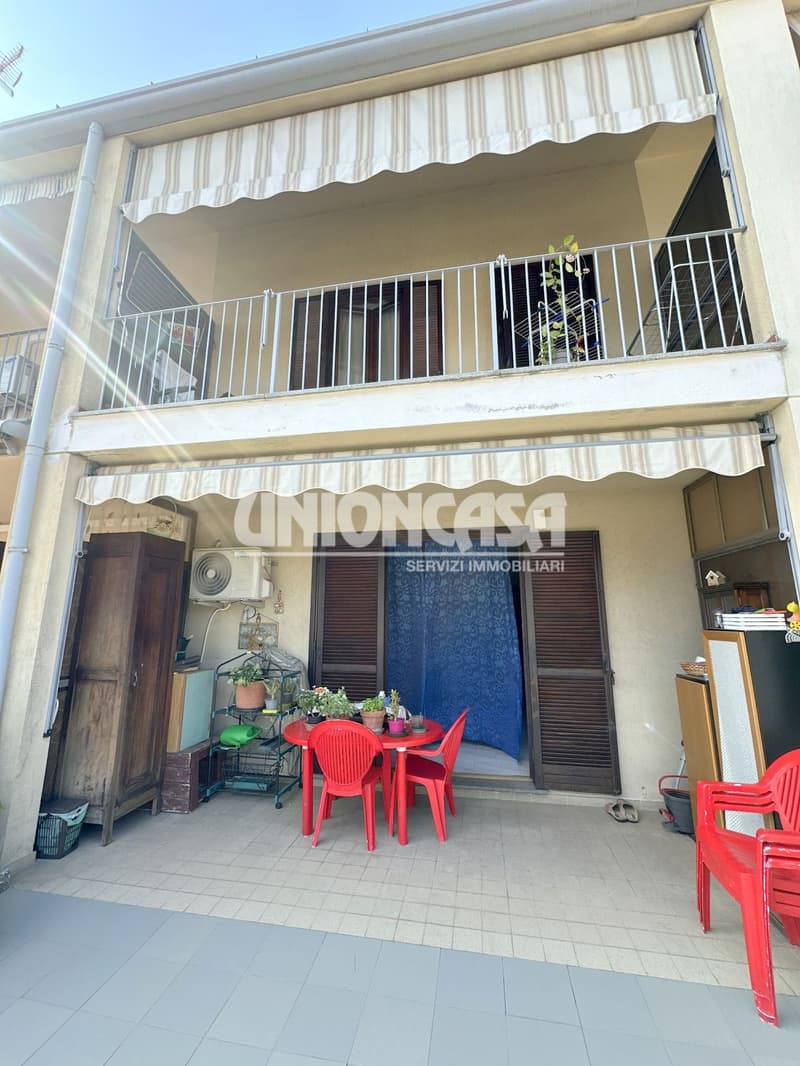 Villetta a schiera in vendita a Bizzarone – 3.5 locali con garage e balcone (6)
